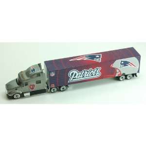   80 Nfl Tractor Trailer 2011 By Press Pass
