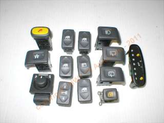 02 05 Freelander Cruise Control Switch YUH000070LNF  