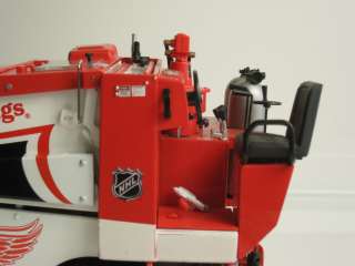 Detroit Red Wings NHL Diecast Zamboni 118  