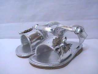 Baby Girl Silver Sandal w/Flower (41) INFANT size 4  