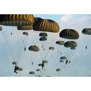  US Army 82nd Airborne Division Parachute Framed Photo 5x7 