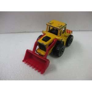  Yellow Road Crew Front Loader Matchbox Car Toys & Games