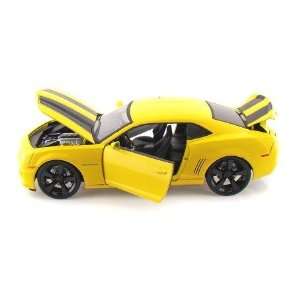   18 Scale 2010 Chevy Camaro SS Bumble Bee Diecast Car 