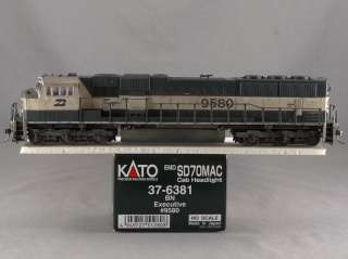   KATO 37 6381 EMD SD70MAC BN BURLINGTON NORTH 9580 DIESEL ENGINE  