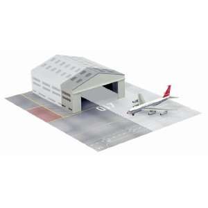  Dragon 1/400 Airport Hangar Front Section with Northwest 