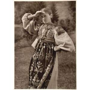 1953 Slovakian Young Girl Costume Kroje Luzna Slovakia 