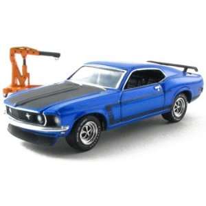  1969 Ford Mustang BOSS 302 w/accessory 1/64 Blue Toys 