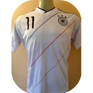  GERMANY # 11 KLOSE HOME SOCCER JERSEY SIZE LARGE .NEW 