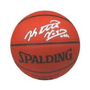 Mounted Memories Milwaukee Bucks Keith Van Horn Signed Mini Basketball