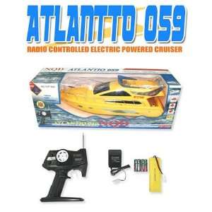   controll Atlantio Cruiser with twin engines speedy boat Toys & Games