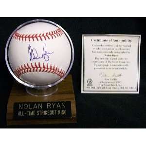  Nolan Ryan Autographed Baseball with Display (Scoreboard 
