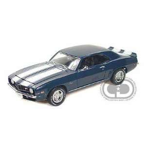  1969 Chevy Camaro Z28 1/24 Blue w/White Stripes Toys 