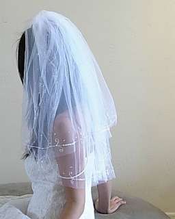 Gorgeous veil for a beautiful occasion. Brand new. Comes with an 