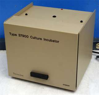 Thermolyne I37925 Culture Incubator Type 37900  