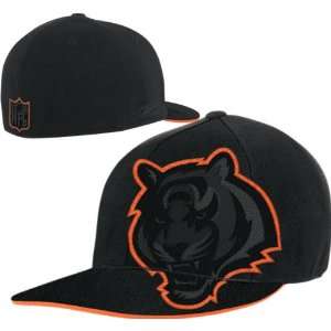  Cincinnati Bengals Supersized Logo Flex Fit Hat Sports 