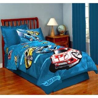 Hot Wheels Race 4 Pc Twin Bedding Comforter and Sheets Set