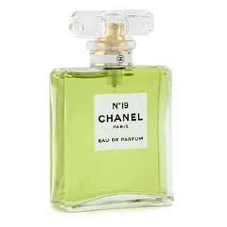  Chanel No 19 Perfume by Chanel 35 ml Eau De Parfum Spray 