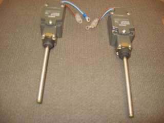 Lot of 2   New Ersce Snap Action Switch E400 00 LM  