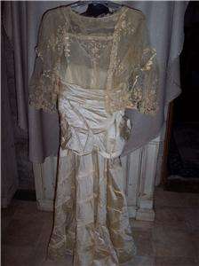 ANTIQUE 1890s VICTORIAN EDWARDIAN TATTED LACE/SATIN WEDDING DRESS 