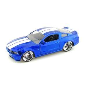  2010 Ford Mustang GT 1/24 Metallic Blue w/White Stripes 