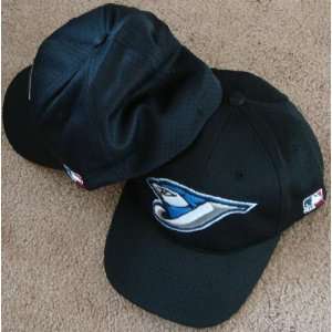  Med/Lg Toronto BLUE JAYS Home BLACK Hat Cap Mesh 