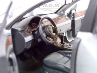 2004 AUDI A8 SILVER 118 DIECAST MODEL CAR BY MOTORMAX 73149  
