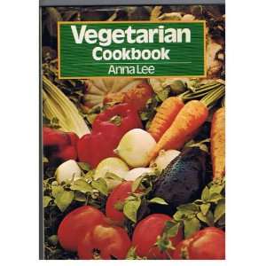  Vegetarian Cookbook (9780890093092) Books