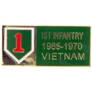  U.S. Army 1st Infantry Division Vietnam Pin 1 1/8 Arts 