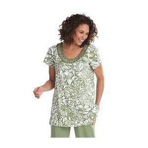 day knit print top Lovely flwers and pretty ruching make this easy 