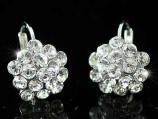 size 2 cm x 1 3 cm style pierced earring colour clear silver