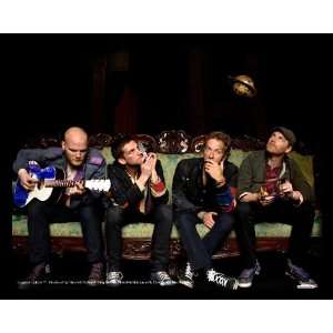  Coldplay The Band Seated, 8 x 10 Poster Print, Framed 