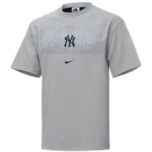   Nike New York Yankees Ash Americana Tackle T shirt