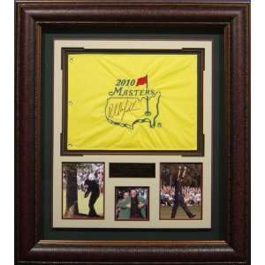  Phil Mickelson Autographed 2010 Masters Flag Framed 