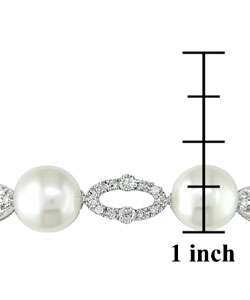 14k Gold 7/8ct Diamond Freshwater Pearl Bracelet  