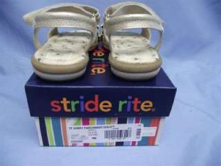 NEW STRIDE RITE TT AVERY Parchment & Gold Girls Shoes Sandals Size 8 