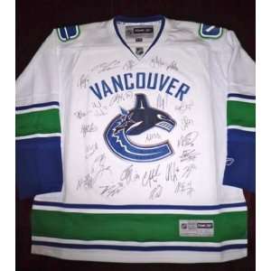  Vancouver Canucks 2011/2012 Autographed Hand Signed Hockey 