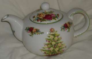   Albert Old Country Roses Holiday Classic Collection Teapot  