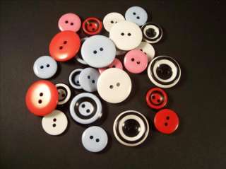 BLACK   RIMMED BUTTONS   Great deal  