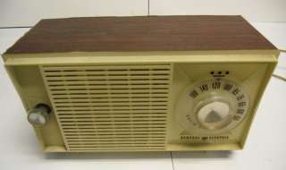   T1175B LT BEIGE General Electric 540 1600KC STEREO RADIO RETRO  