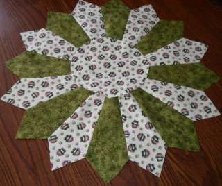 quilted st.patricks holiday table topper runner  