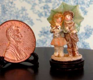 Tiny Boy& Girl~rain umbrella~Figure~Figurine~statue~Dollhouse scale 