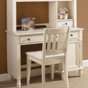   Youth Bedroom Student Desk Chair in Antique White