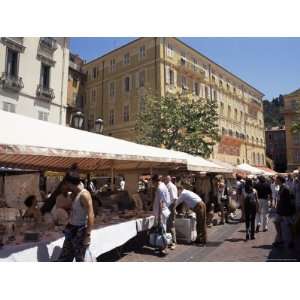 Monday Antiques Market, Cours Saleya, Nice, Alpes Maritimes, Provence 