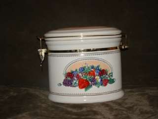 CANISTER CERAMIC KNOTTS BERRY FARM FOODS COOKIE JAR FRUITS  