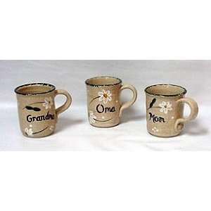  Personalized Daisy Pottery Mugs