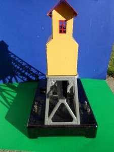 Vintage LIONEL COAL ELEVATOR No. 97   excellent condition.  