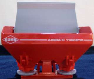 32 Scale Kuhn Axera H 1102 EMC Fertilizer Spreader 9400217  