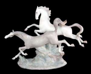 Lladro Porcelain Figurine Galloping Horses 4655G  