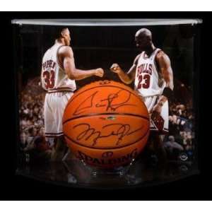  Michael Jordan Autographed Ball   & SCOTTIE PIPPEN Display 