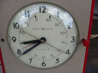 Vintage GE General Electric Chef Electric Kitchen Wall Clock   RED 